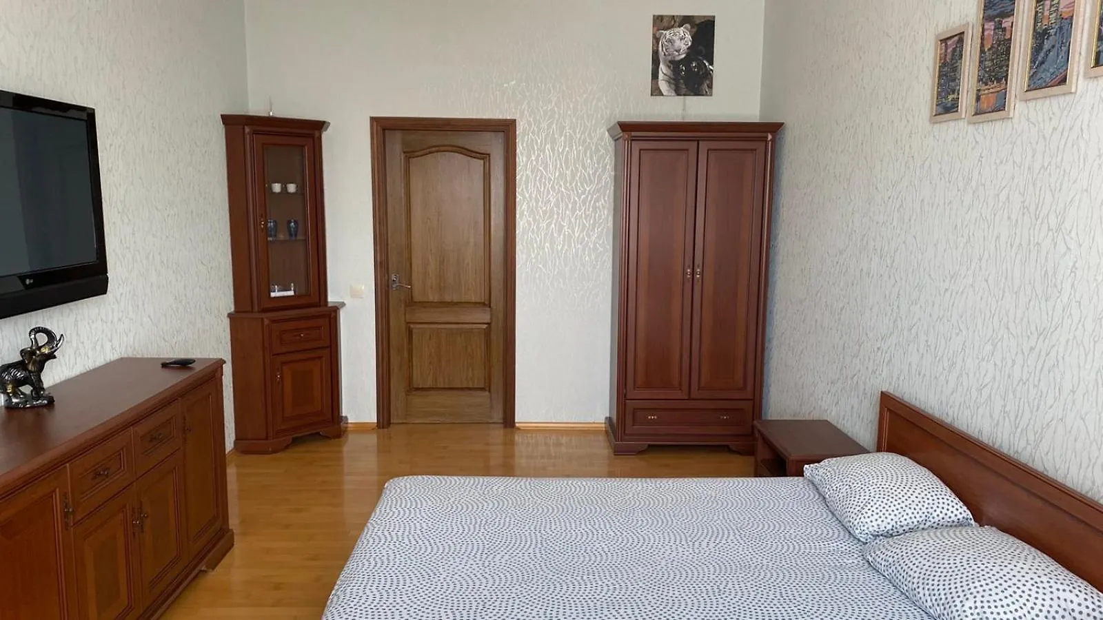 Comfortable Apartment On The Obolon キエフ ウクライナ